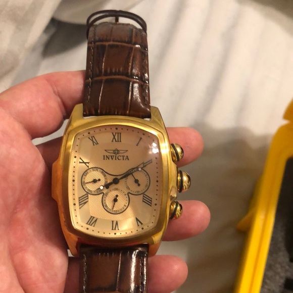 Men’s Invicta Lupah with five leather straps